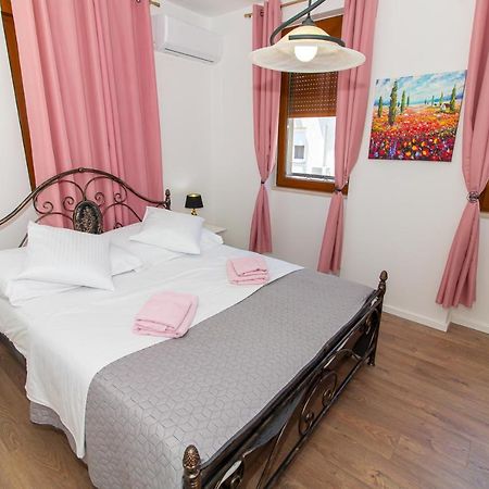 Luxury Apartments Iris Mostar Exterior photo