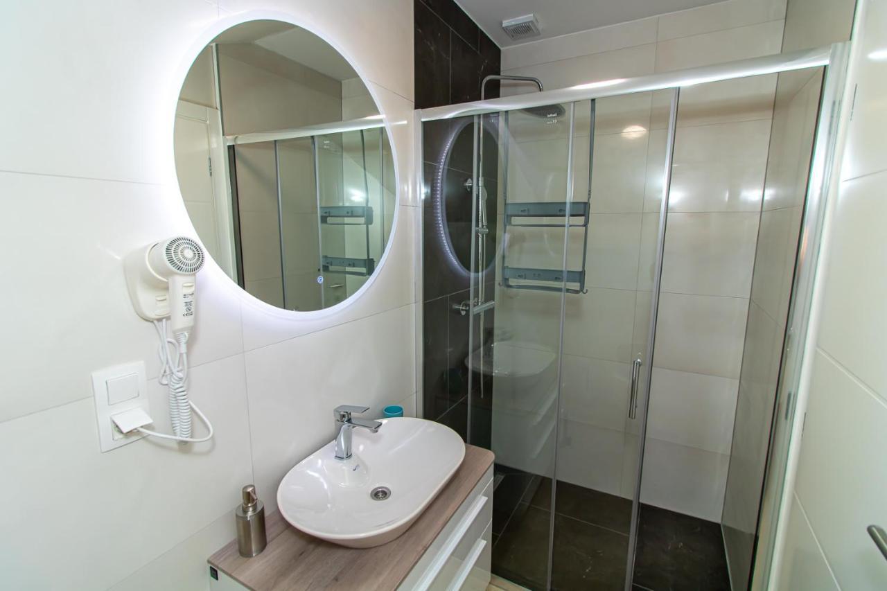 Luxury Apartments Iris Mostar Exterior photo